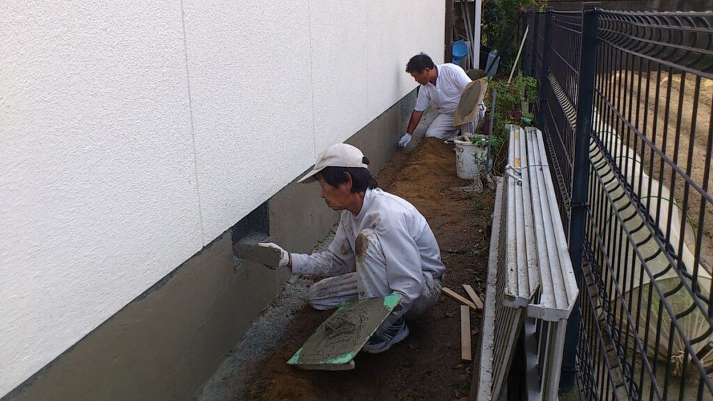 大阪府 柏原市 法善寺で基礎巾木洗い出し－八尾市の宮川塗装