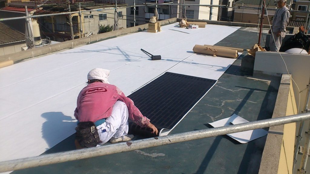 八尾市でベランダ・屋上を絶縁工法で防水工事
