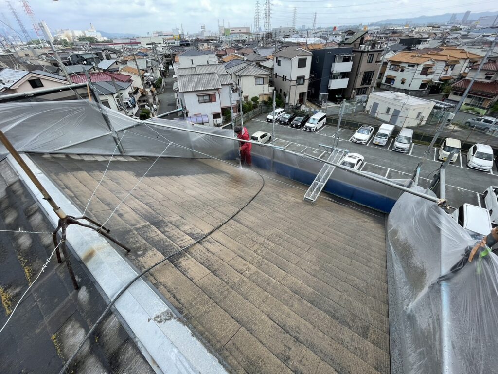 大阪府摂津市で外壁塗装とカラーベスト屋根塗装